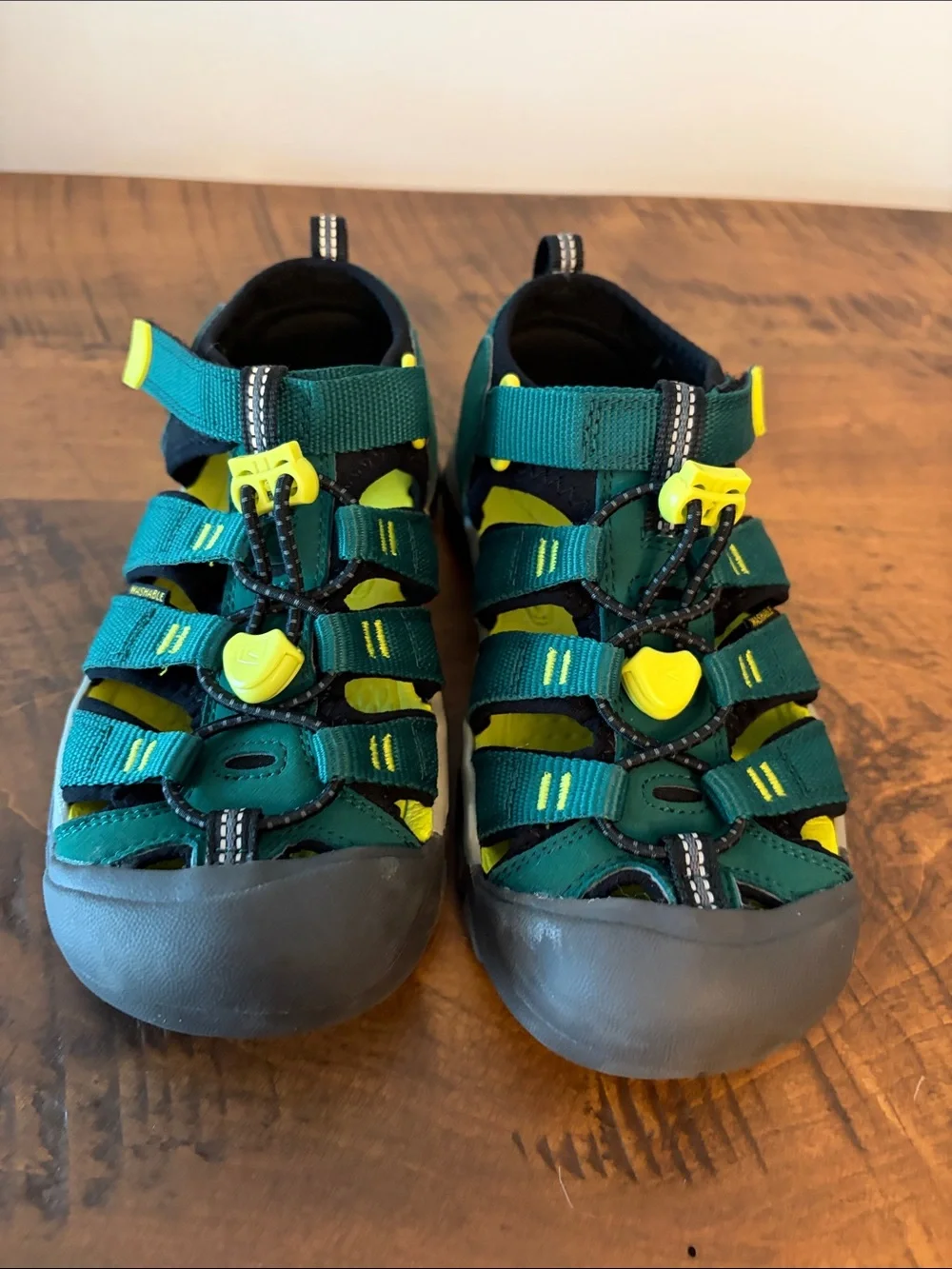 Keen Kids Teal with Yellow Accent Closed-Toe Sandals